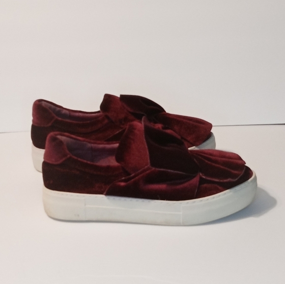 J/SlLIDES NYC Burgundy Velvet Y2K Chunky Sole Sneakers Size 7 - Picture 1 of 7